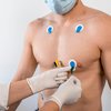 thumb: Anbringen der Elektroden der Cardisiographie